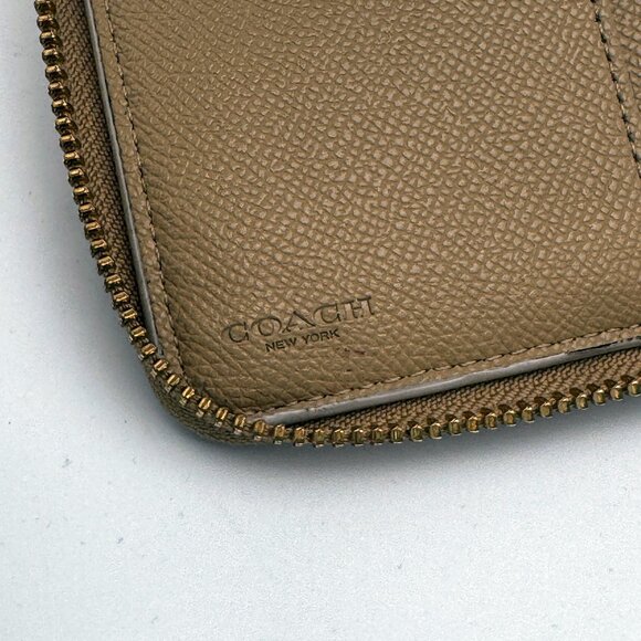 COACH Small Zip Around Wallet Colorblock Soft Wall Tan Light Brown - Picture 4 of 4